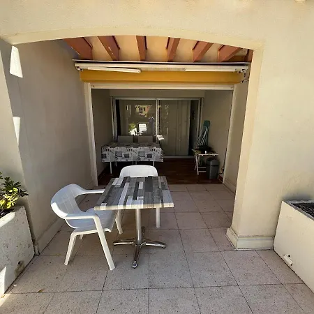 Appartamento Grand F2 40 M2 Centre Port, Loggia 5m2, Vue Jardin, Belle Terrasse, Parking Privé *